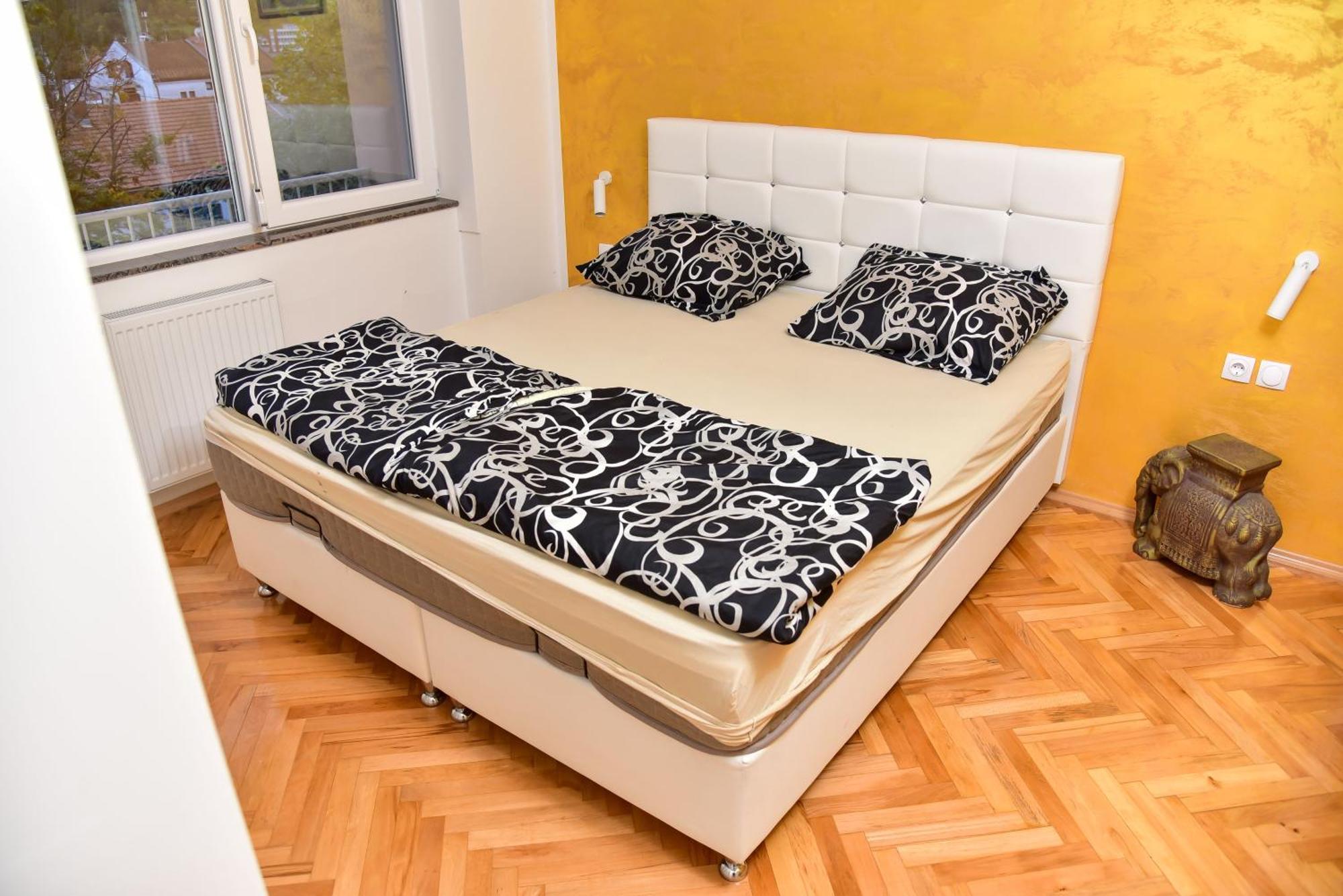 Goldi Apartman Banja Luka Ngoại thất bức ảnh