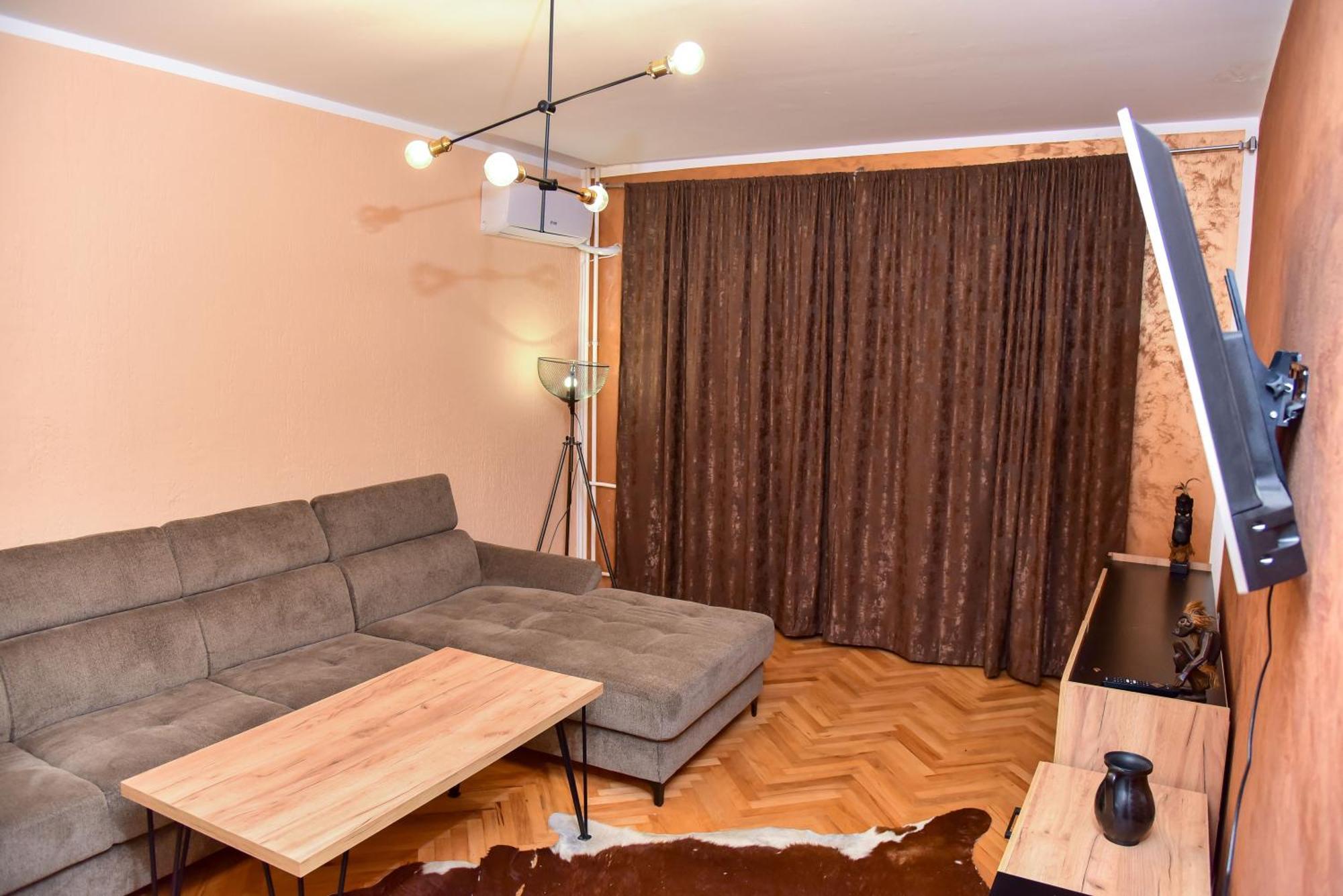 Goldi Apartman Banja Luka Ngoại thất bức ảnh